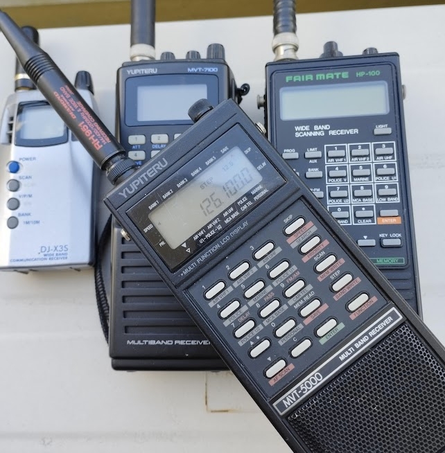 YUPITERU MVT-8000 マルチバンド受信機 ユピテル マルチバンド