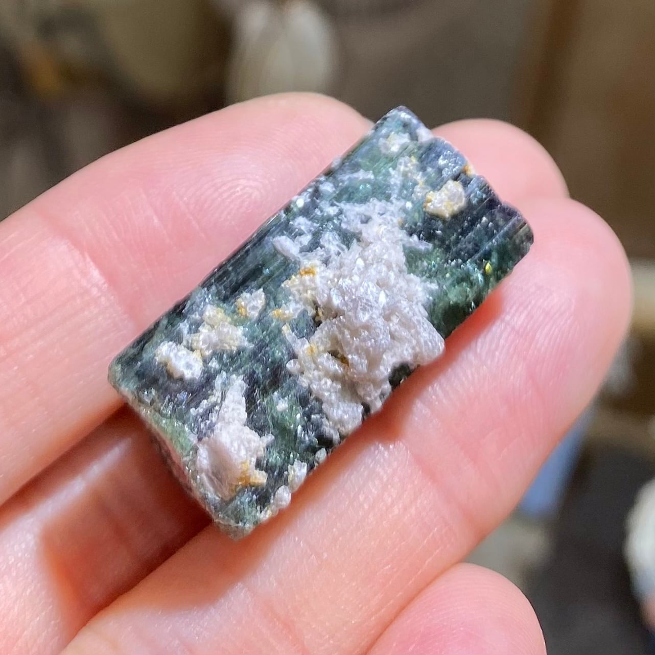 ウォーターメロントルマリン原石 | 石の魔法