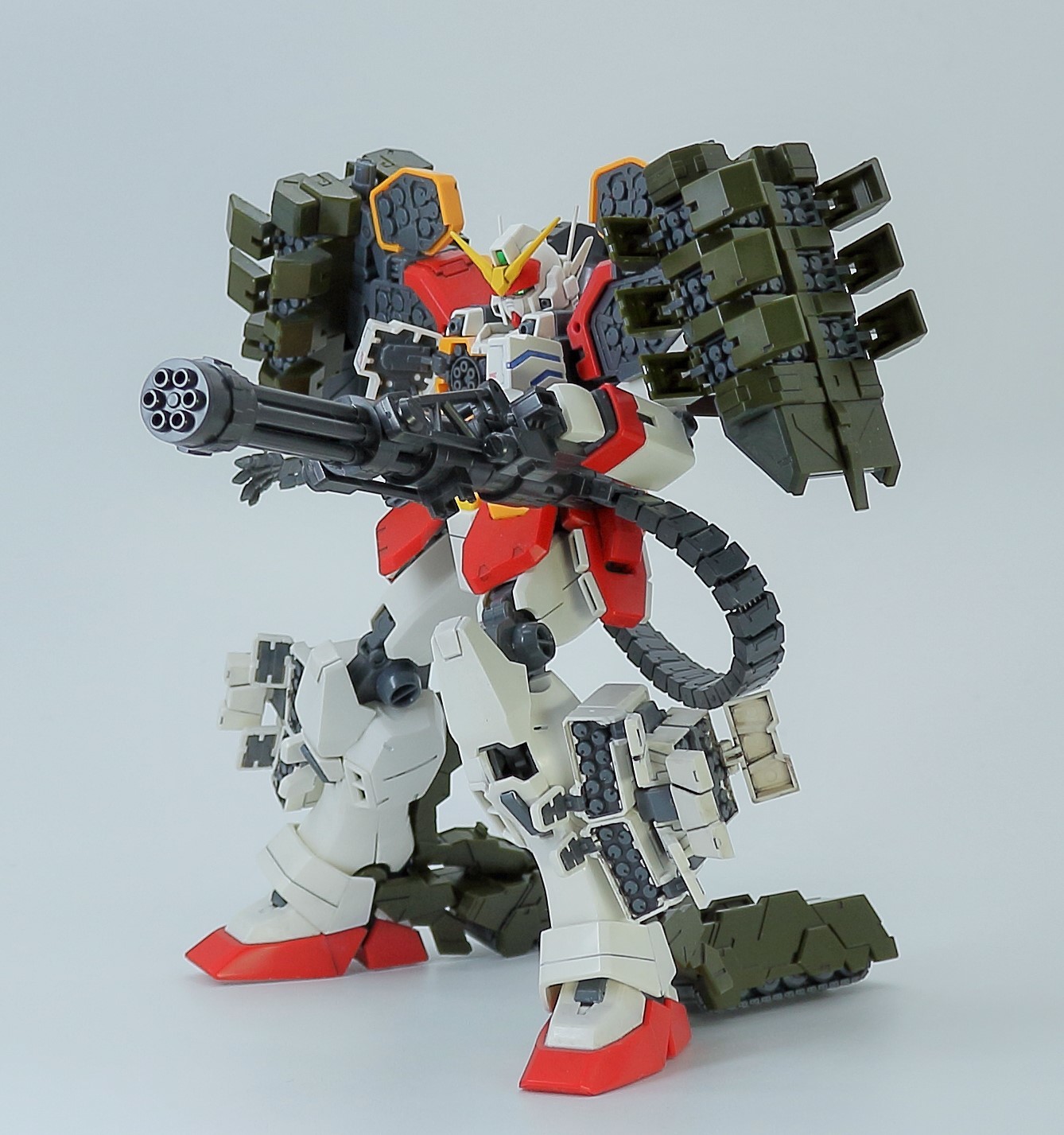 MG 1/100 ガンダムヘビーアームズEW（イーゲル装備） レビュー