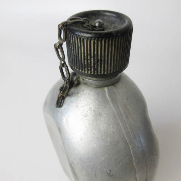 1944年製 米軍 M1910 キャンティーン | ビンテージ水筒 - 札幌