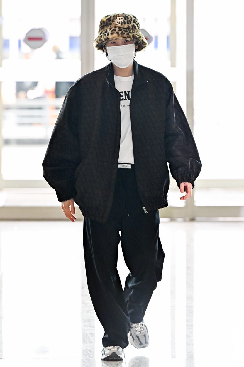 BTS ユンギ SUGA 等身大パネル BTS ユンギ SUGA 等身大パネル BTS