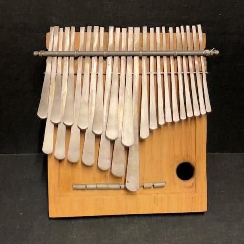 ムビラ(ジンバブエ)/Mbira (Zimbabwe) - ::民族楽器コイズミ::