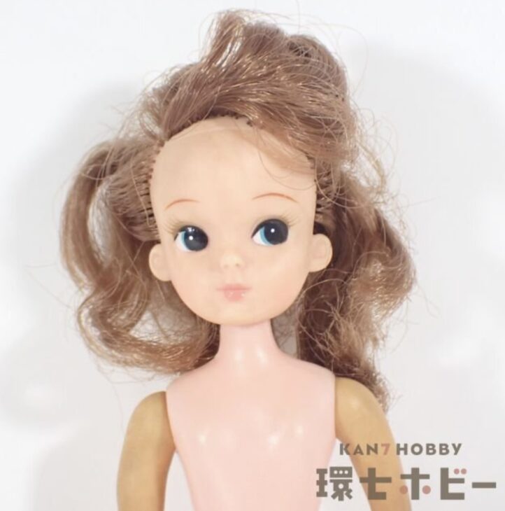 旧タカラ 初代 リカちゃん 着せ替え人形 女の子 両手両足連動 へそ有