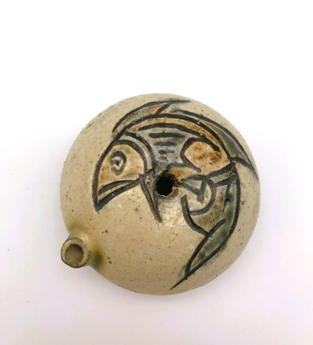 壺屋焼 人間国宝 金城次郎 作 双魚文水滴 壺屋焼 人間国宝 金城