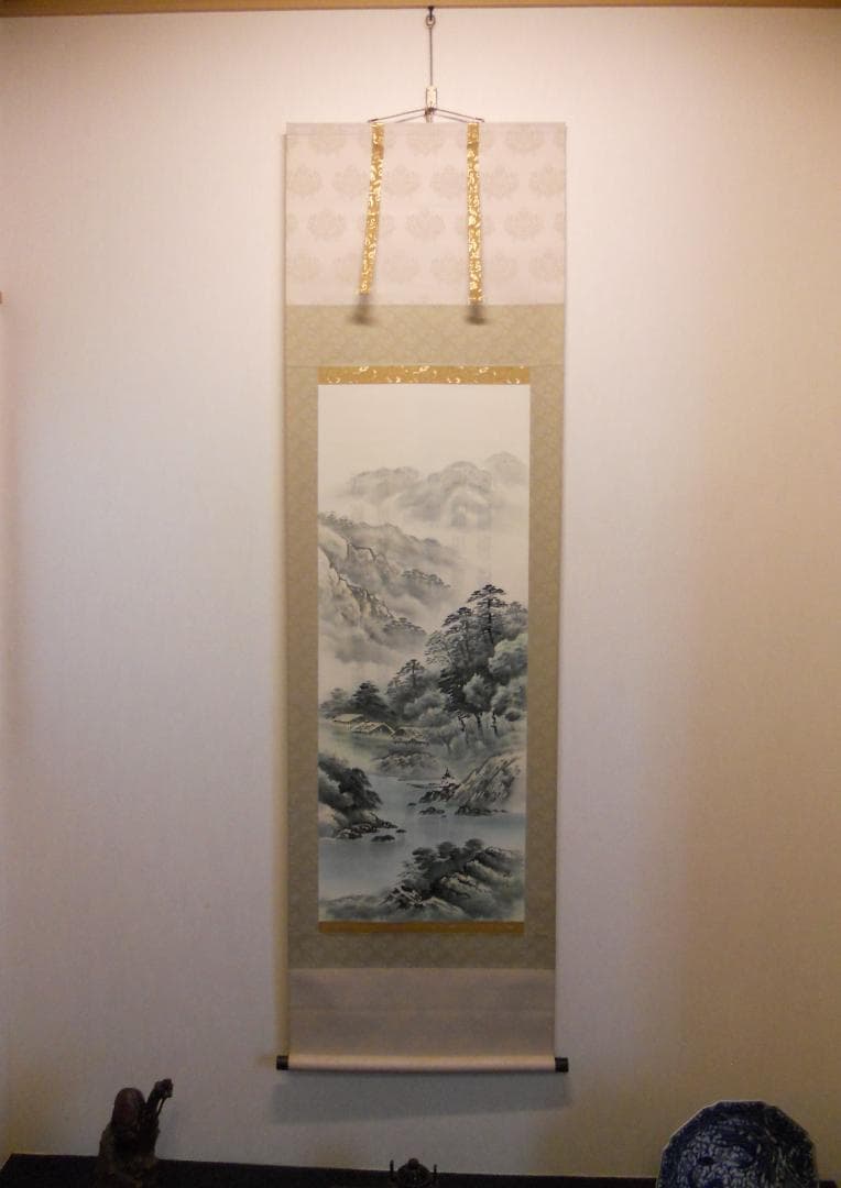 掛け軸 高田楊春 鎮宅守護山水 絹本 希少 軸装 茶道具 掛軸 美品