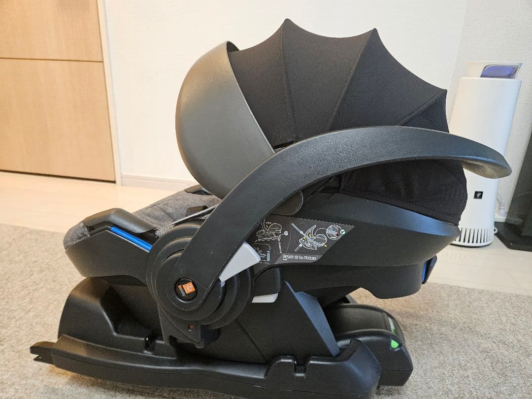 ストッケ イージーゴー モジュラー　チャイルドシート