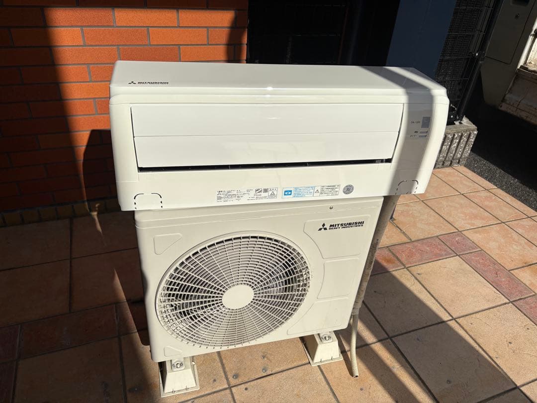 三菱重エルームエアコン ルームエアコン 6畳用　SRK22TW-W 2018年製 SRK22TW-W エアコン 2018年 ビーバーエアコン TWシリーズ ファイン